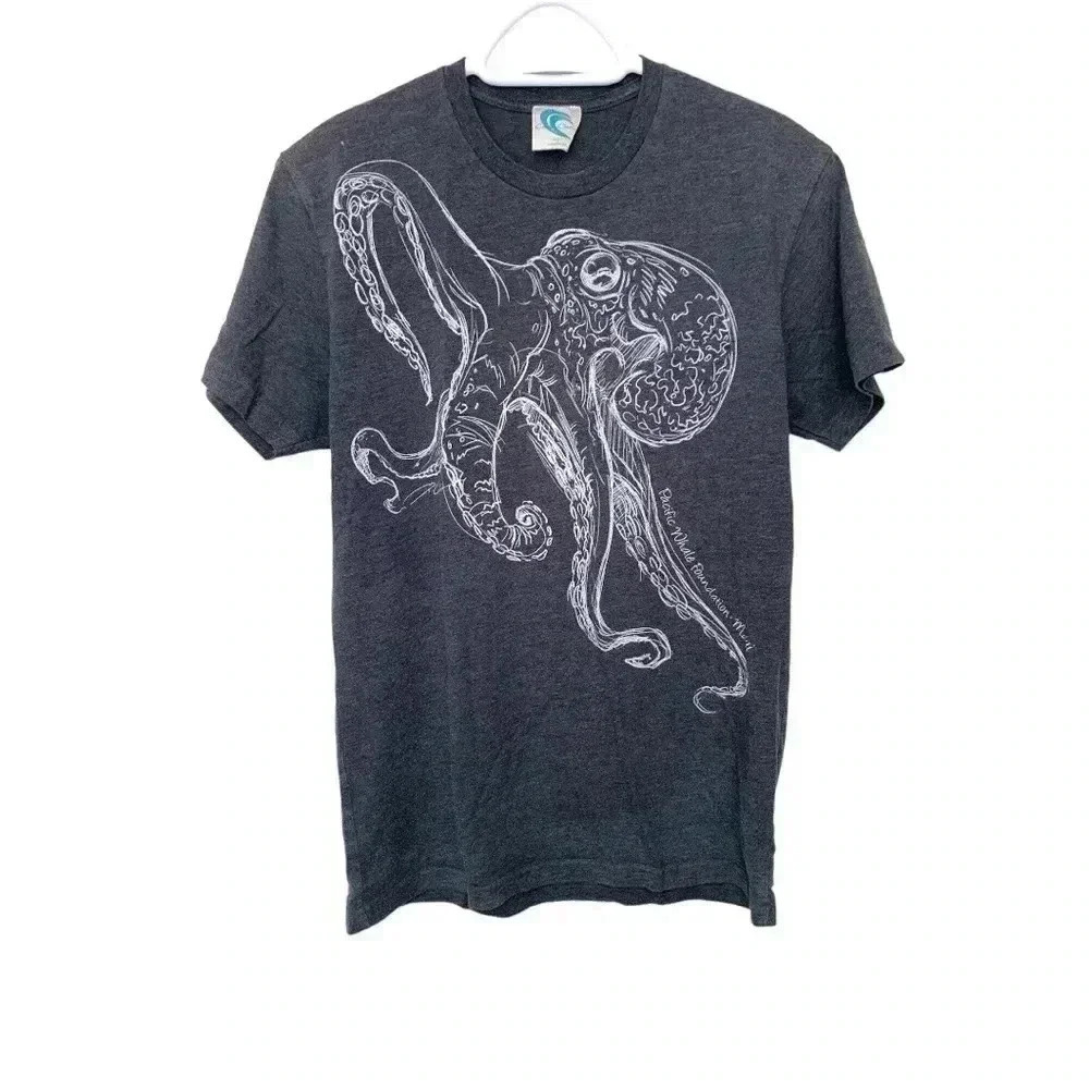 Coastal Classics dark gray, short sleeve  T-shirt with an octopus on the front